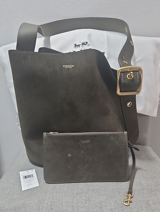 Coach Handbags - Coach Bleeker  Olive Green Suede Shoulder Bucket Bag with Wristlet